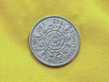 Koin Inggris: 2 Shillings (1965)