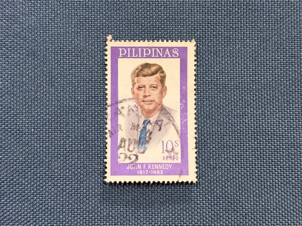 Perangko Filipina: John F. Kennedy - 10 sentimo (1965)